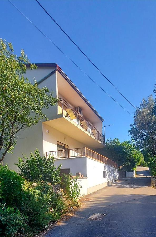 Apartment Luka Dobrinj 外观 照片